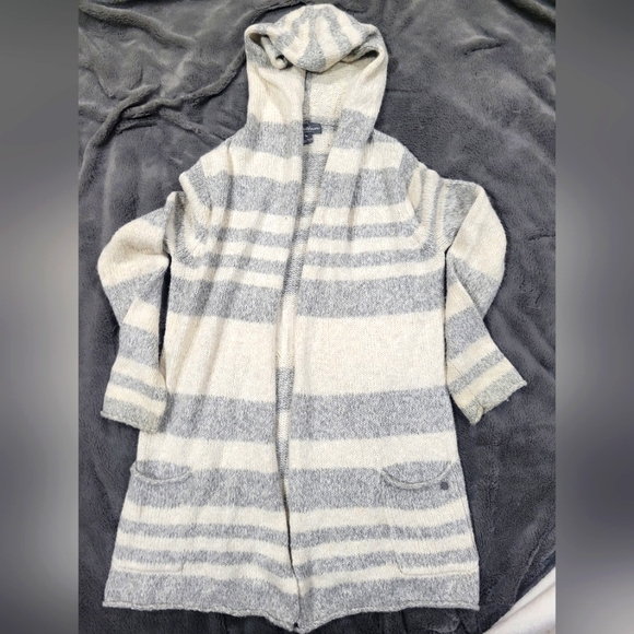 Eddie Bauer cardigan/sleepwear - Picture 1 of 3
